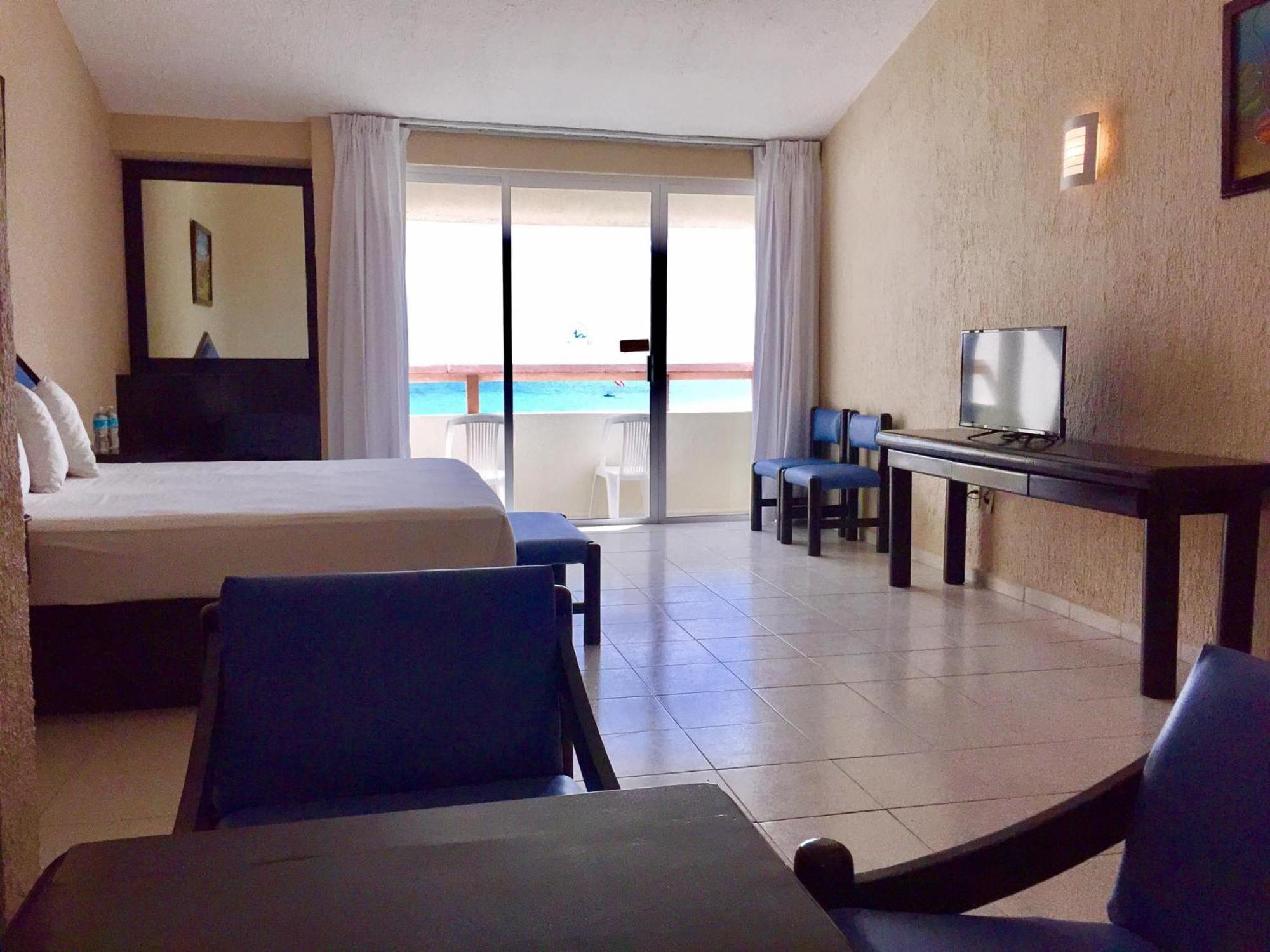 Solymar Hotel All Inclusive Cancun Exterior photo