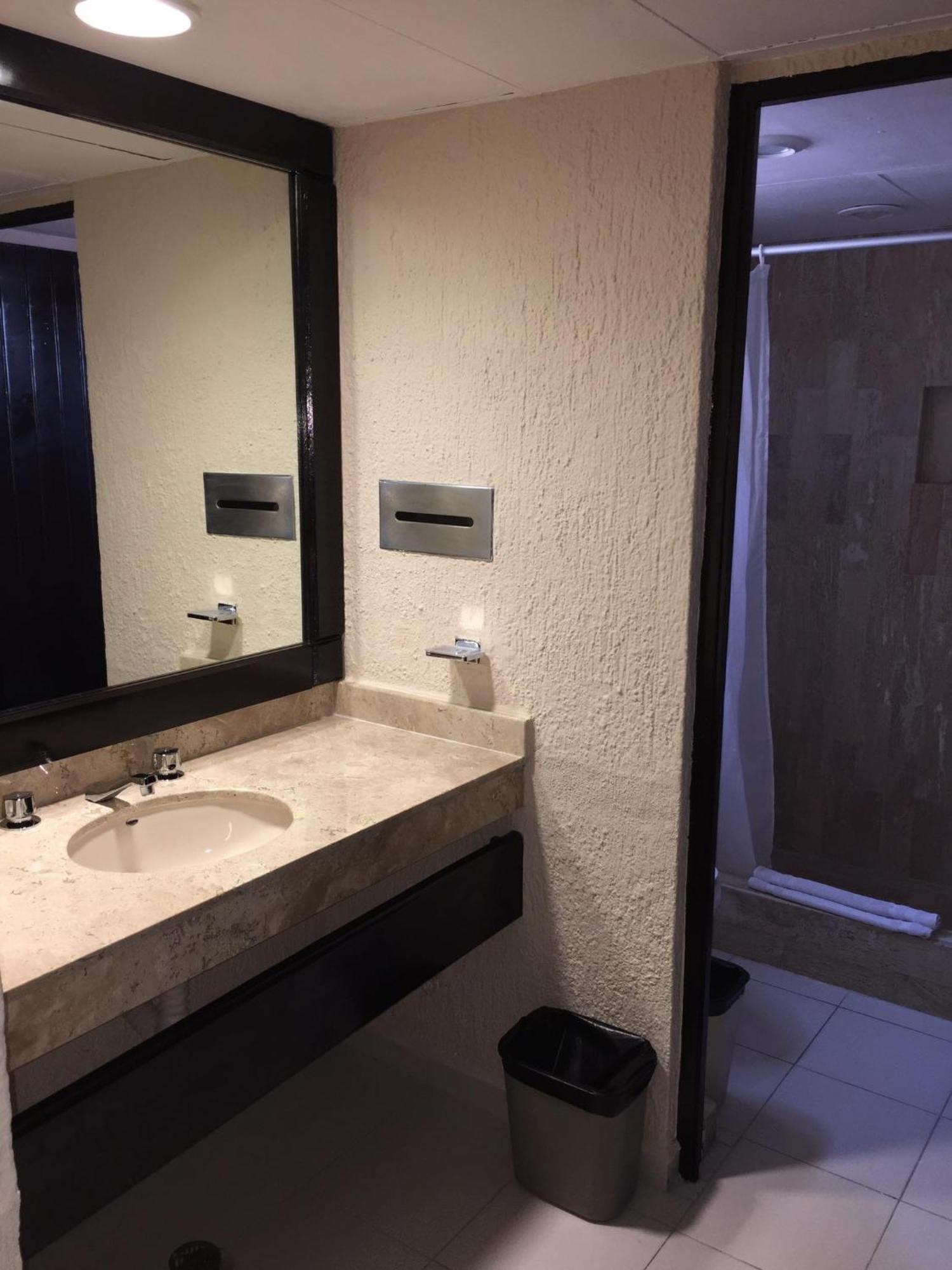 Solymar Hotel All Inclusive Cancun Exterior photo